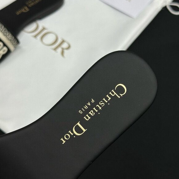 Christian Dior Sandals - Picture 3 of 9